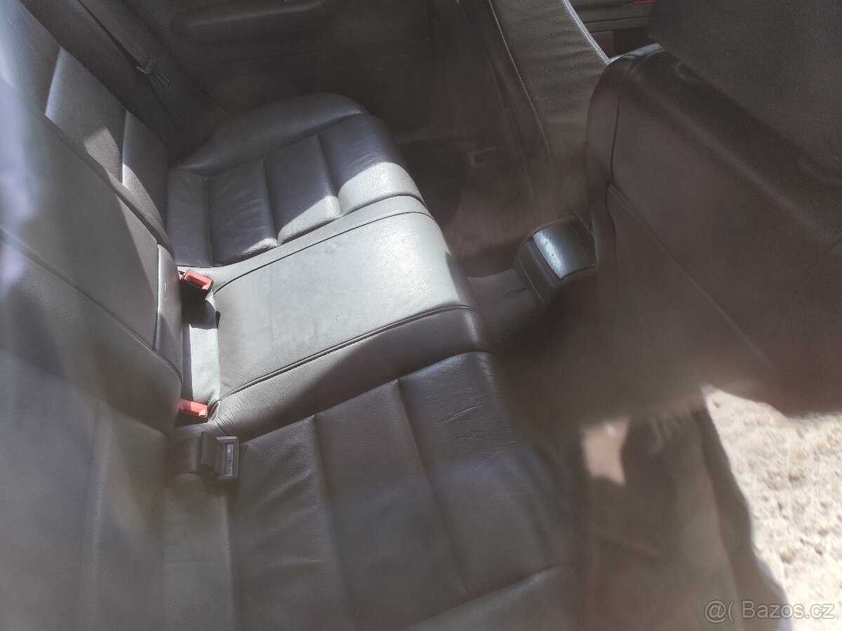 AUDI A4 Quattro 2,5 TDI r.v. 2001 - 6