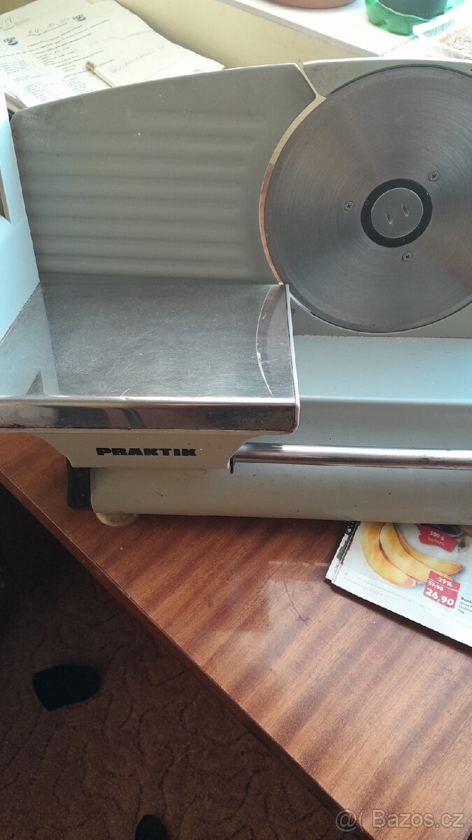 Elektrický kráječ Praktik - 6