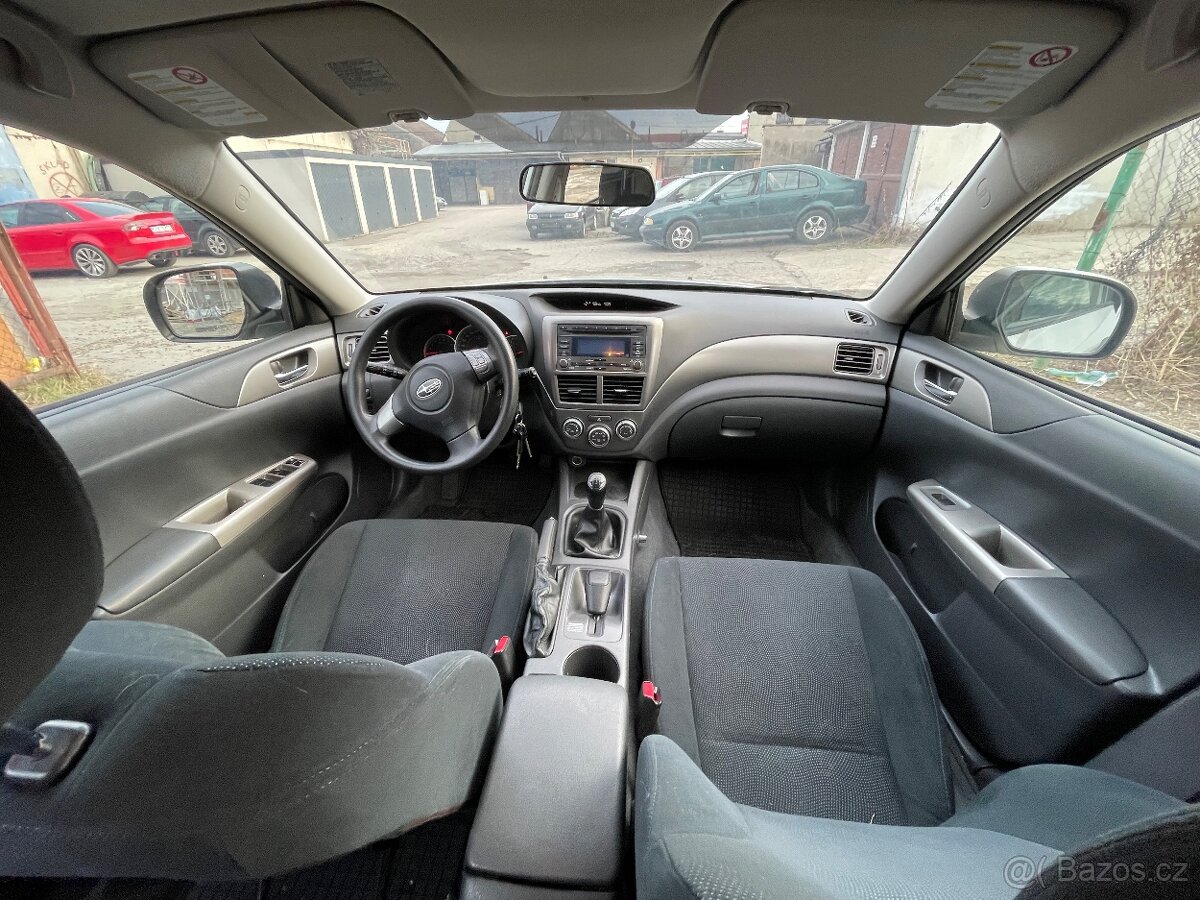 Subaru Impreza 1.5R AWD - 6