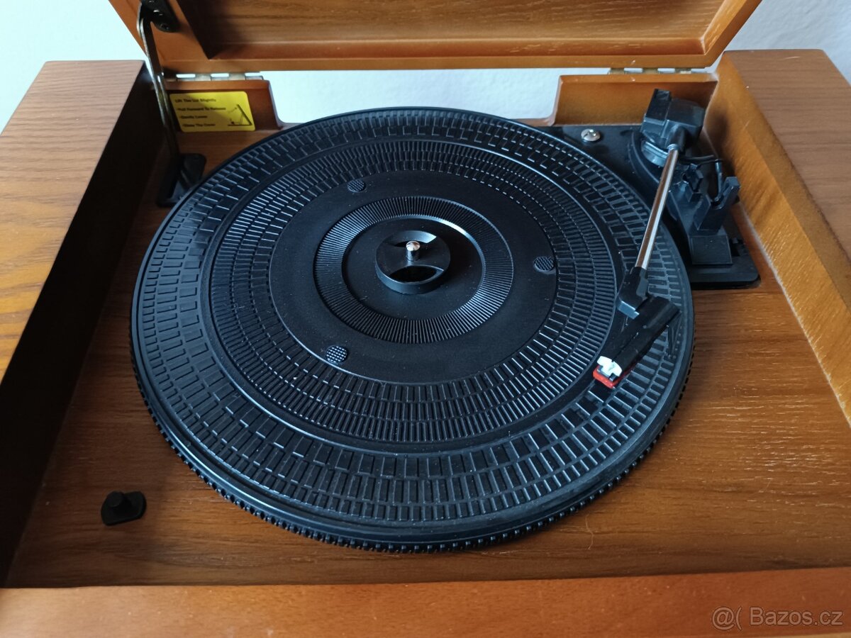 Gramofon Hyundai v retro stylu - 6