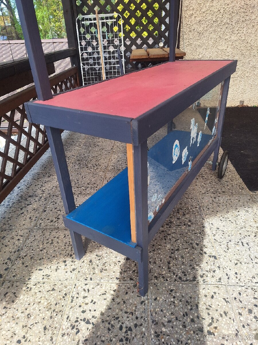 Zmrzlinový cukrářský stánek - 6