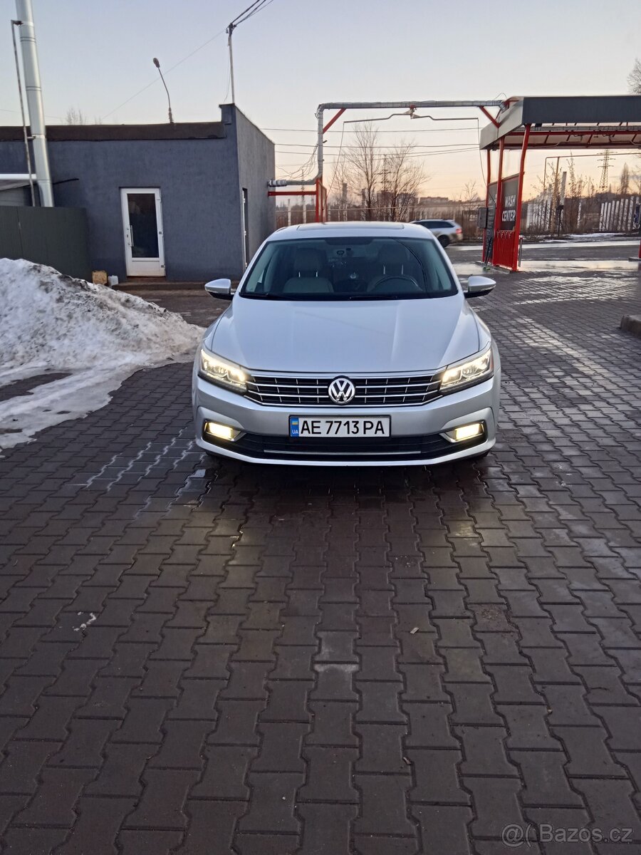 Volkswagen Passat - 6