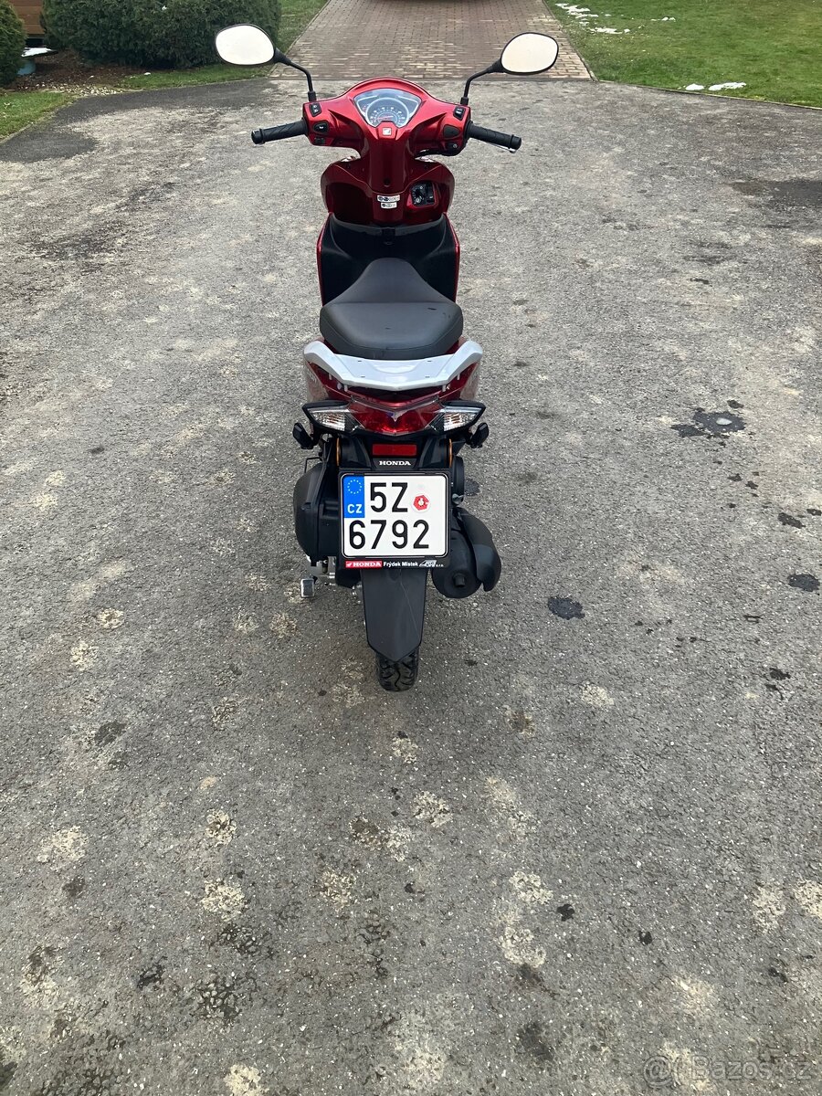 Honda Vision 110 - 6