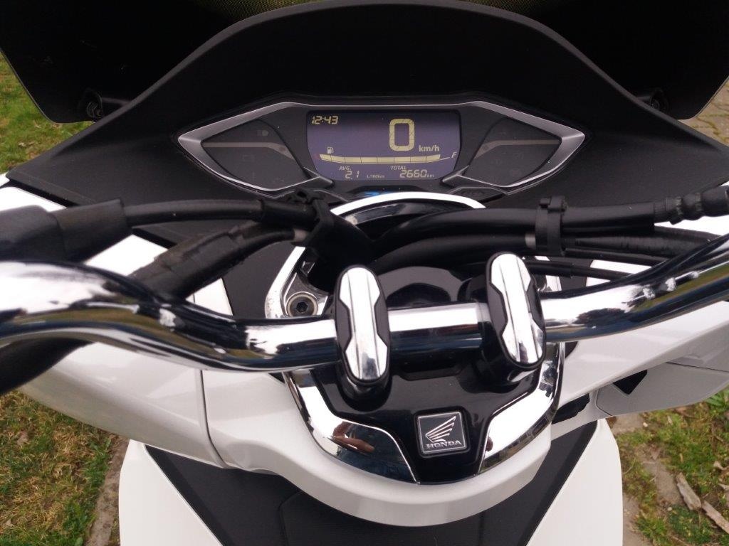 Honda PCX 125 super stav - 6