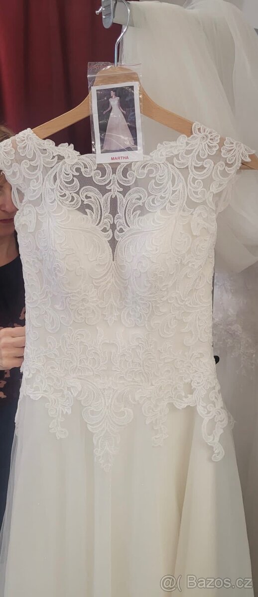 Krémové svatební šaty - 6
