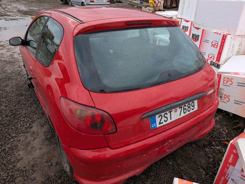 Peugeot 206, 1.4i, nová STK - 6