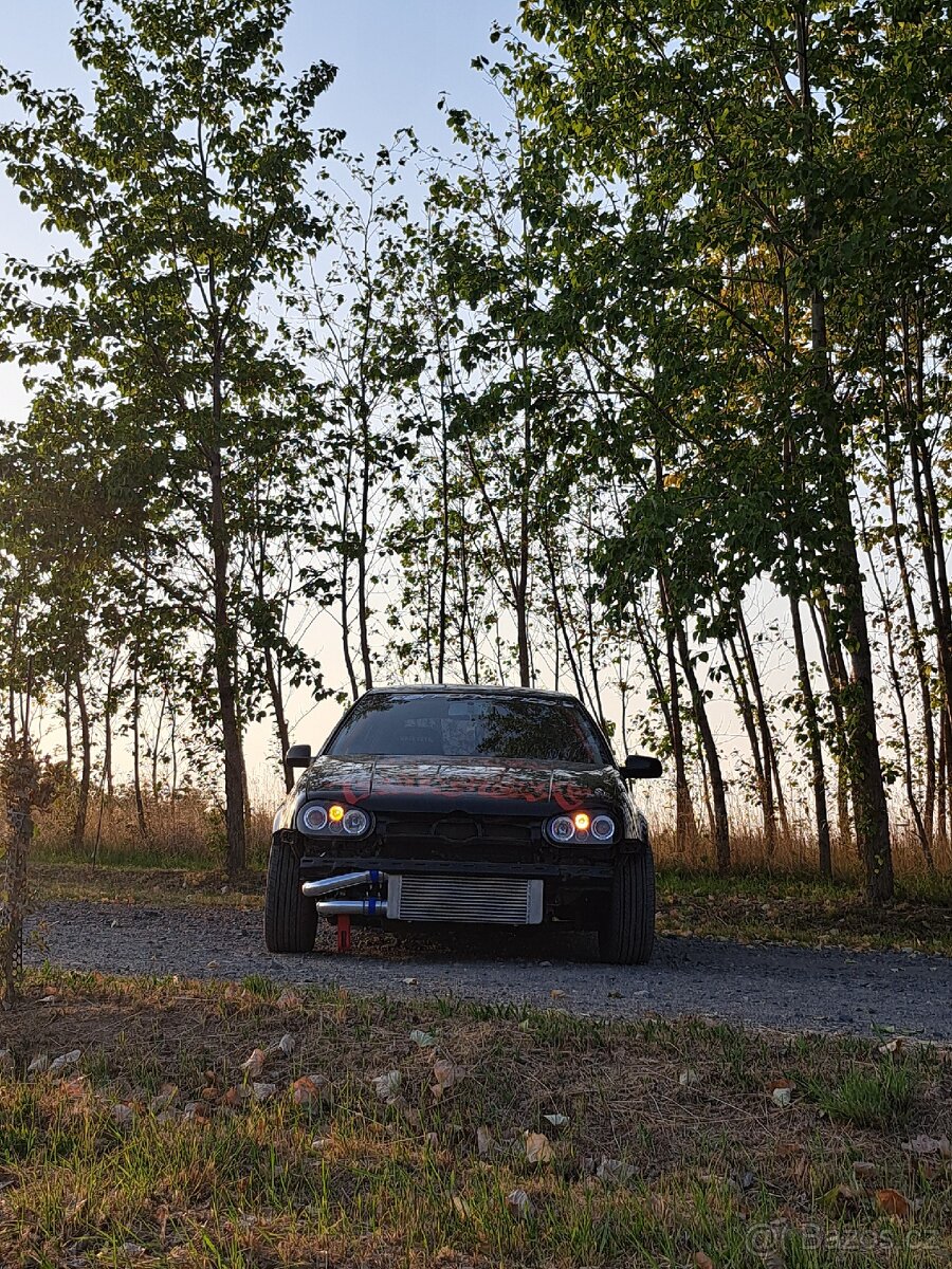 Prodám Golf 4 1.8t aum 150kw 200koní - 6