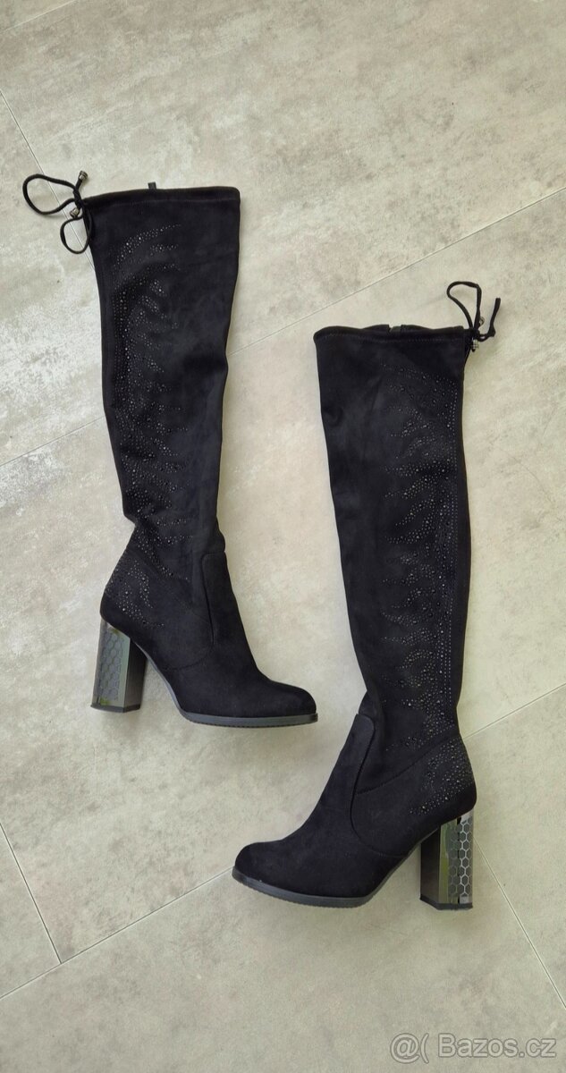 Elegantní semišové kozačky - 6