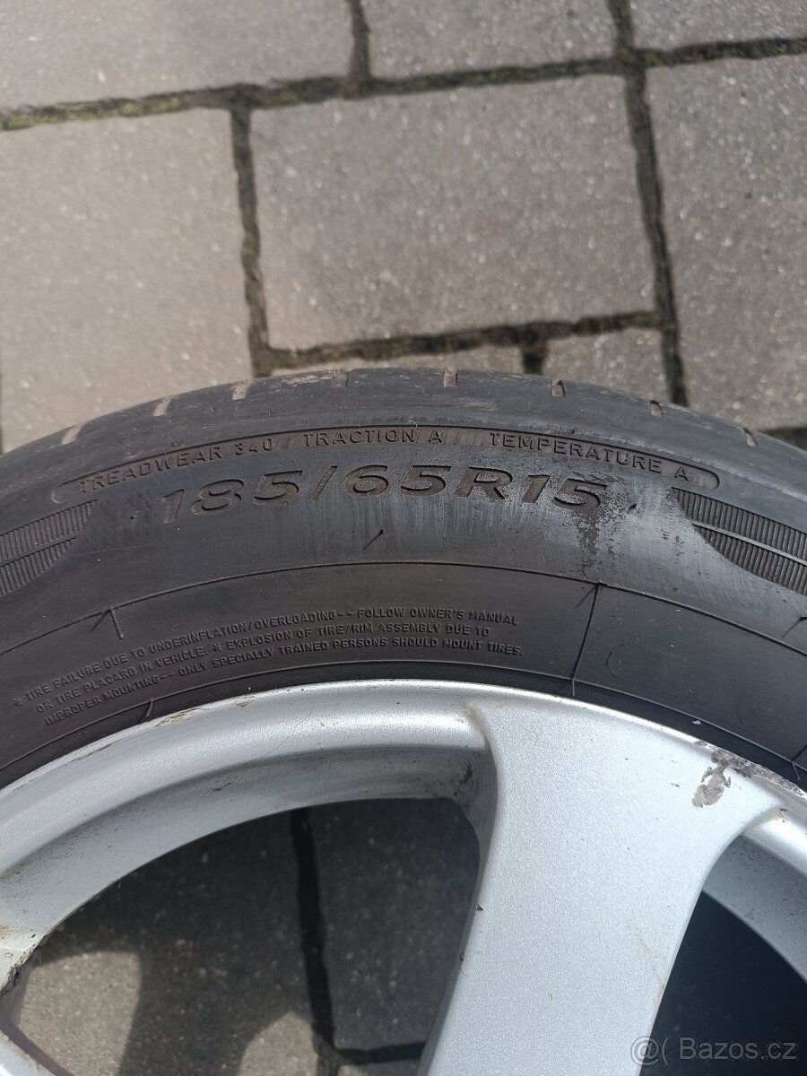 4x kolo - alu disky a pneu Kia Ceed - 6