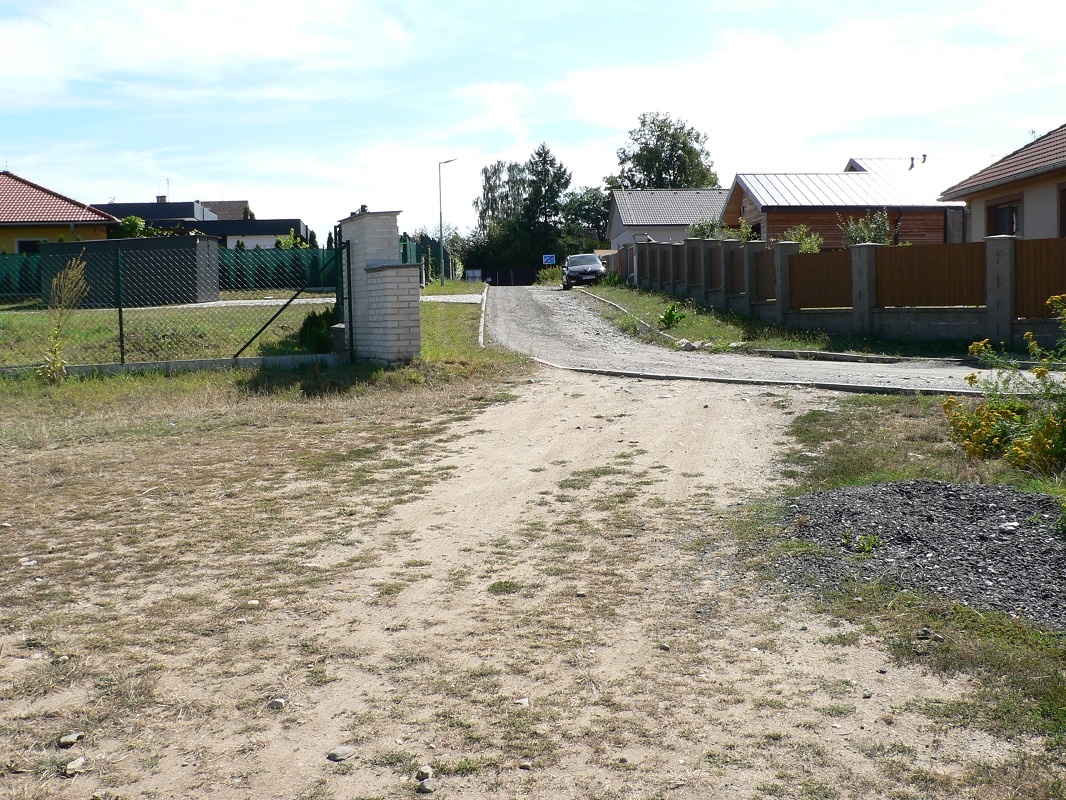 BLATNÁ, ul. Na Růžových plantážích - spavební parcely - 6