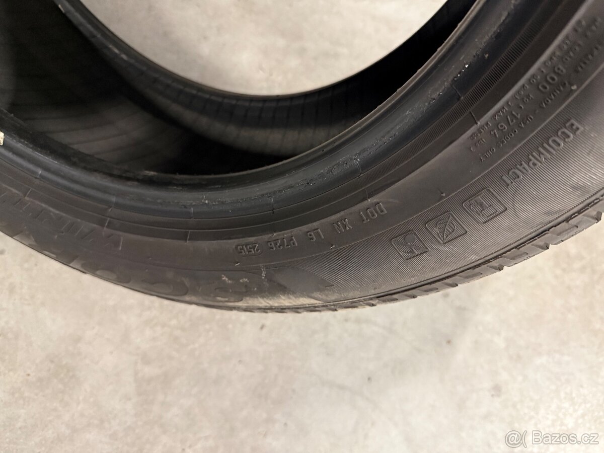 prodám zimní 215/60/17 Pirelli - 6
