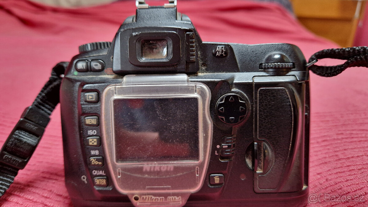 Nikon D70 + objektiv Nikkor 18-70 - 6