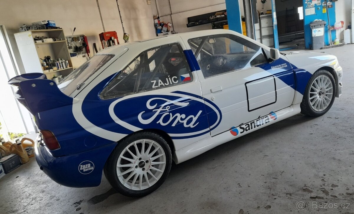 Ford Escort RS2000 Závodní replika - 6