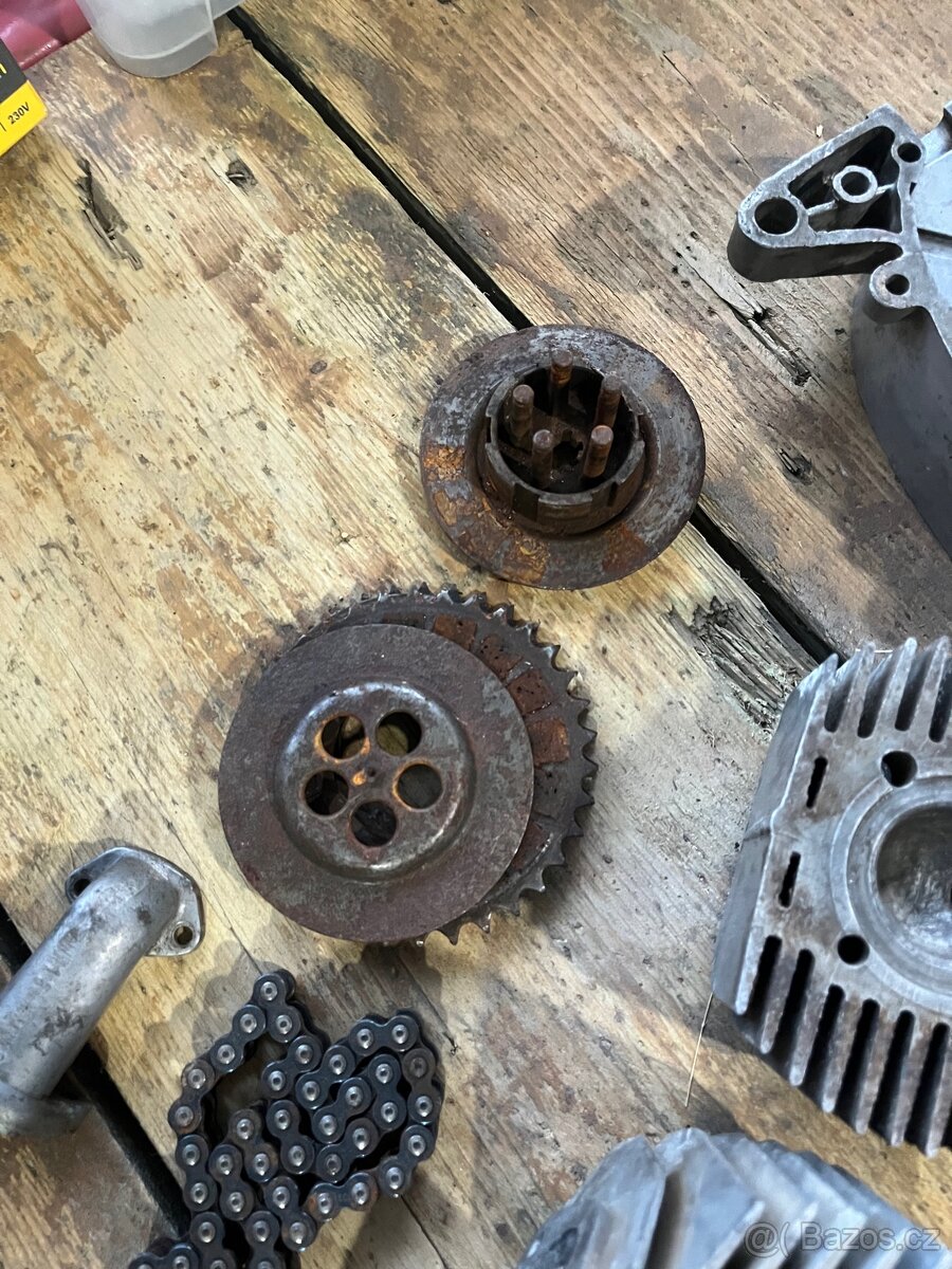 motor Jawa pionýr 05 - 6