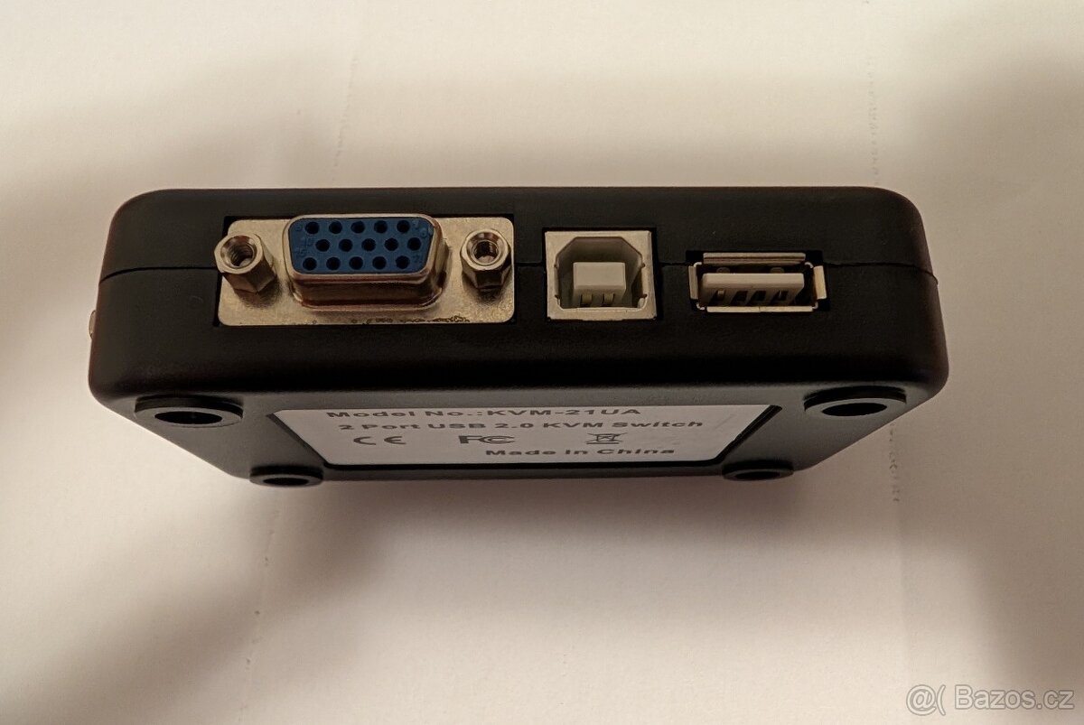 Manuálny prepínač RJ45, USB a USB/VGA - 6