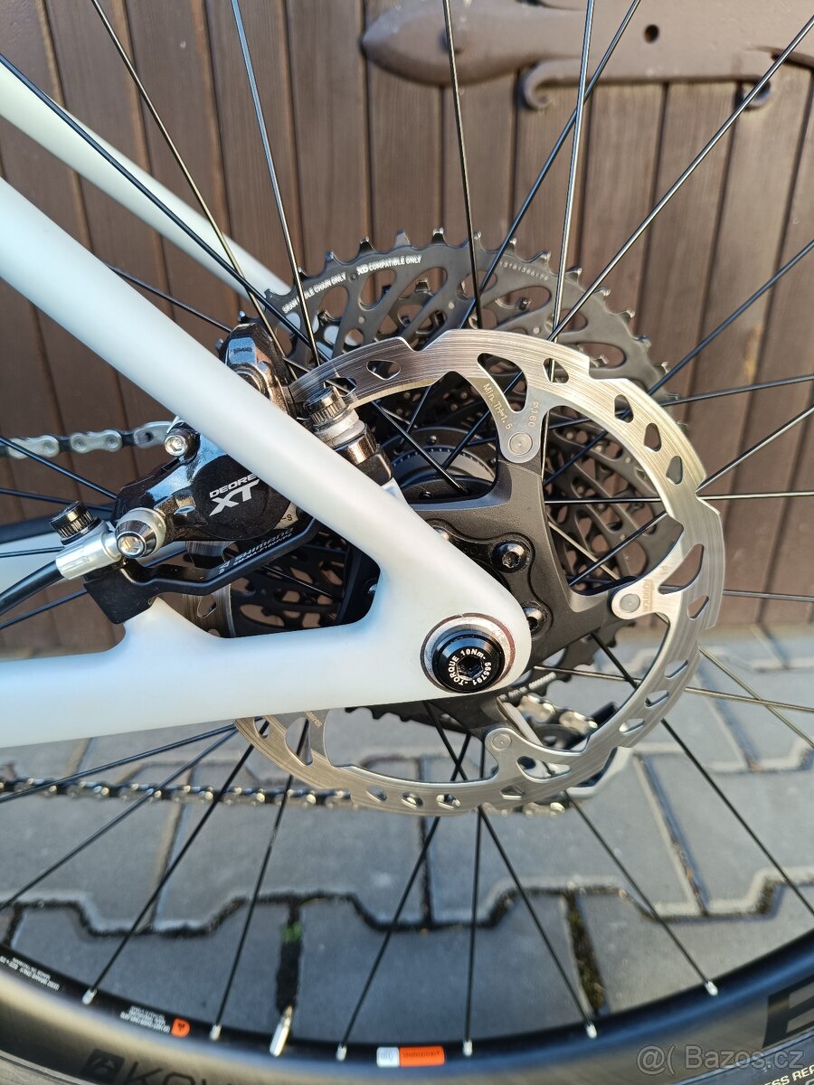 TREK PROCALIBER 9.8. - vše karbon vel.: M/L - 6