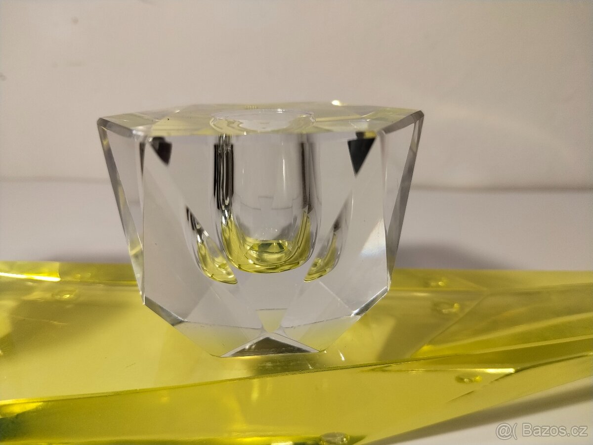 Vesmír křišťálového světla - 6