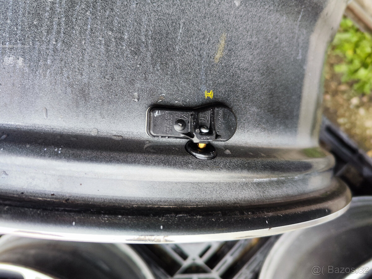 Alu sada =5x114,3= R19= KIA STINGER = DVOJROZMĚR - 6