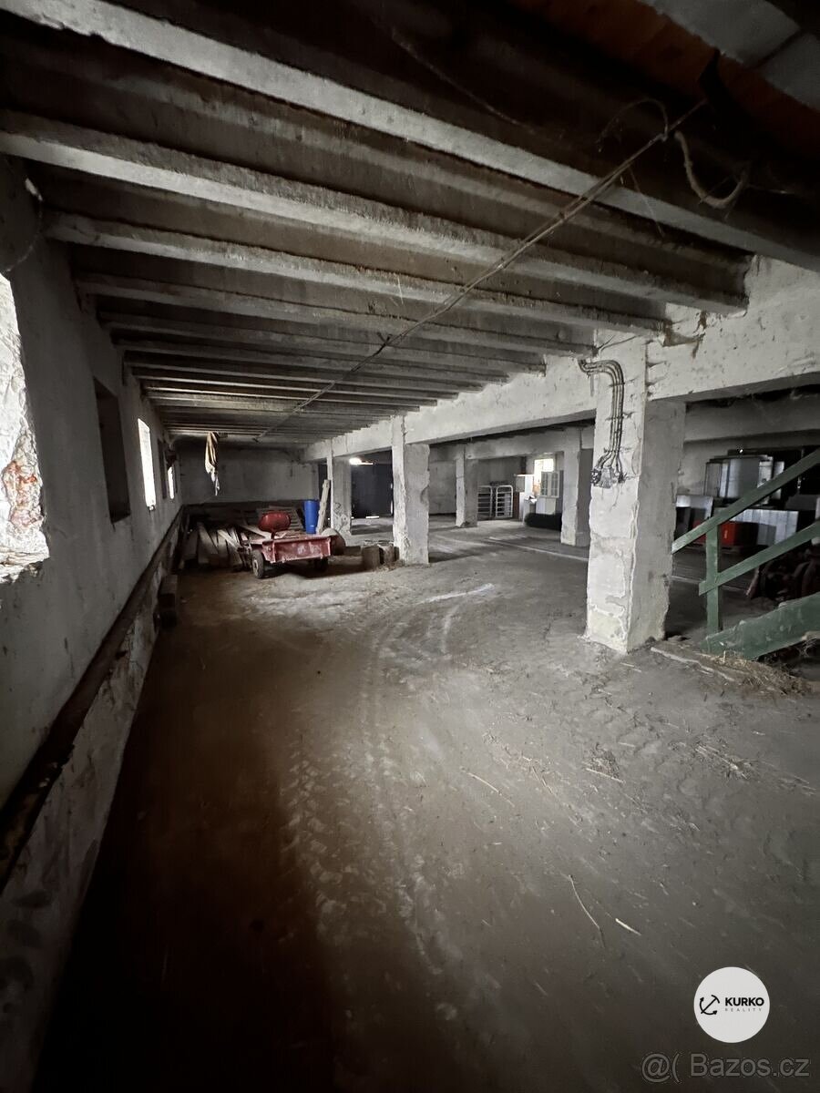 Pronájem zemědělského objektu 752 m² v obci Melč okres Opava - 6