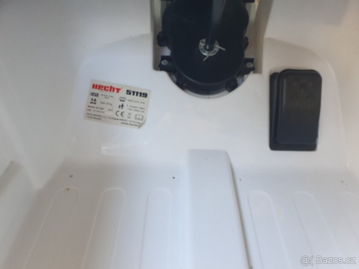 Dětské elektrické auto - 6