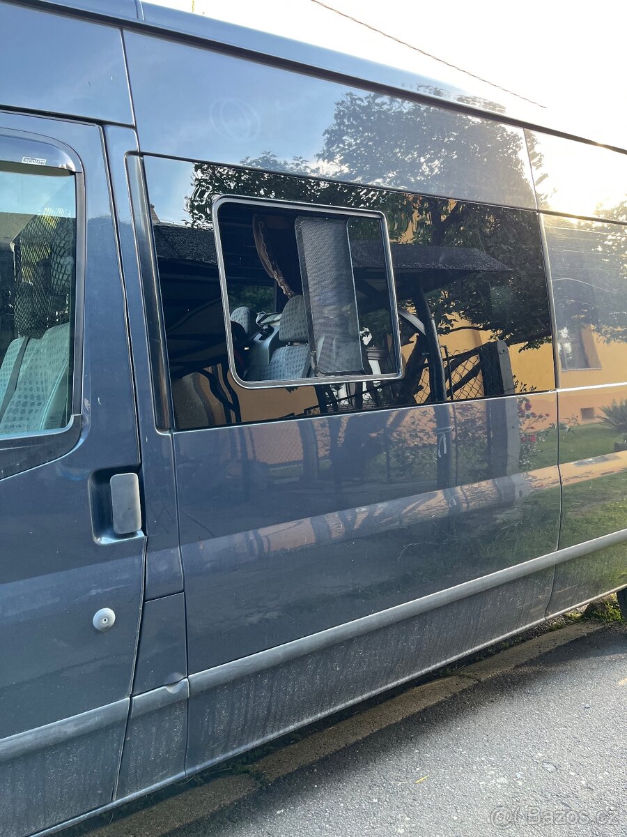 Boční sklo Ford transit 99-2014 leve 143x62,5 - 6