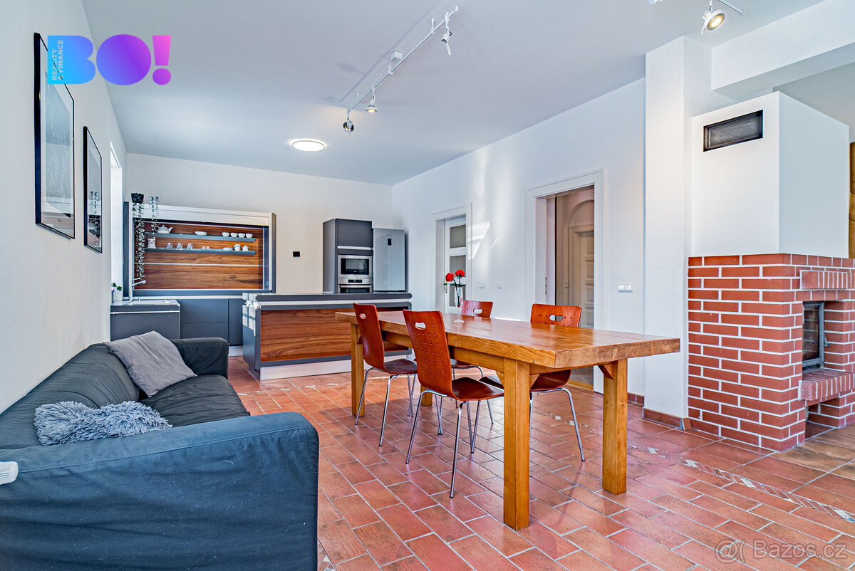 Prodej vily 7+kk se stavebním pozemkem, Frýdlant nad Ostravi - 6