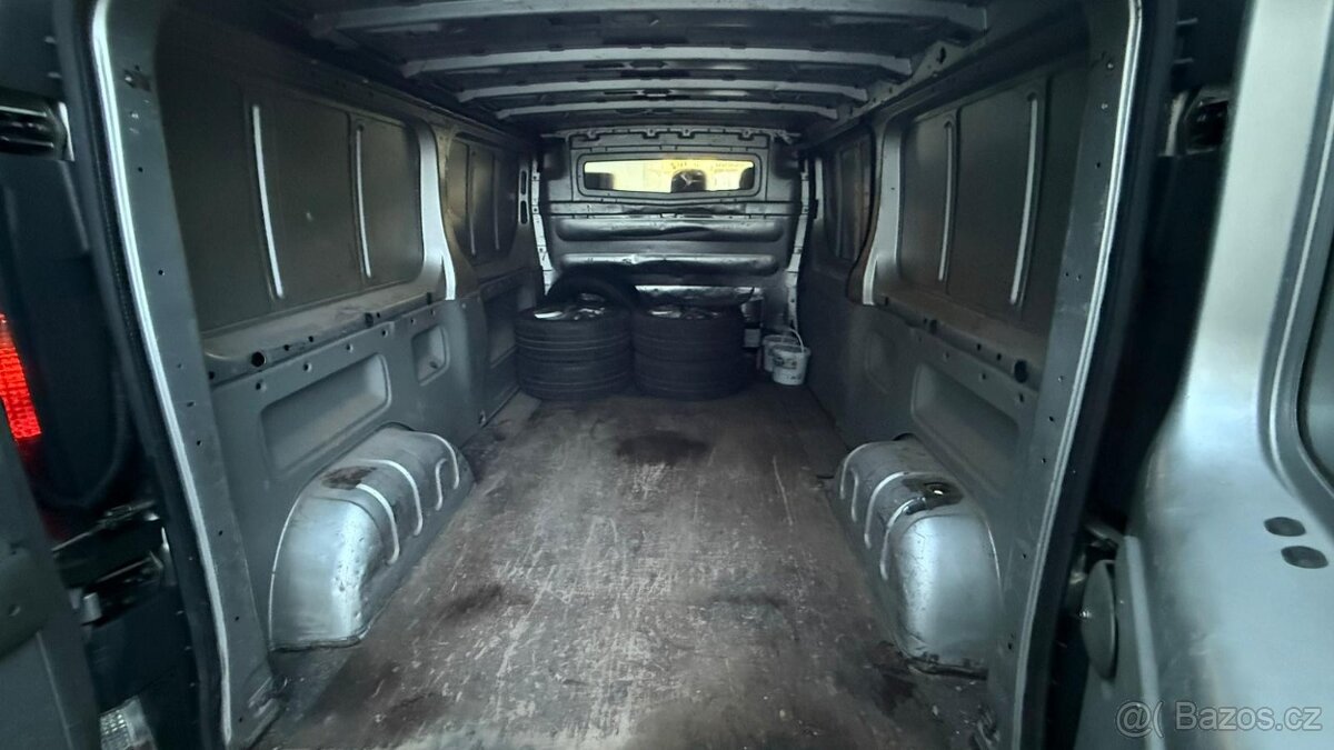 Renault Trafic 1.9dci 74kW - 6