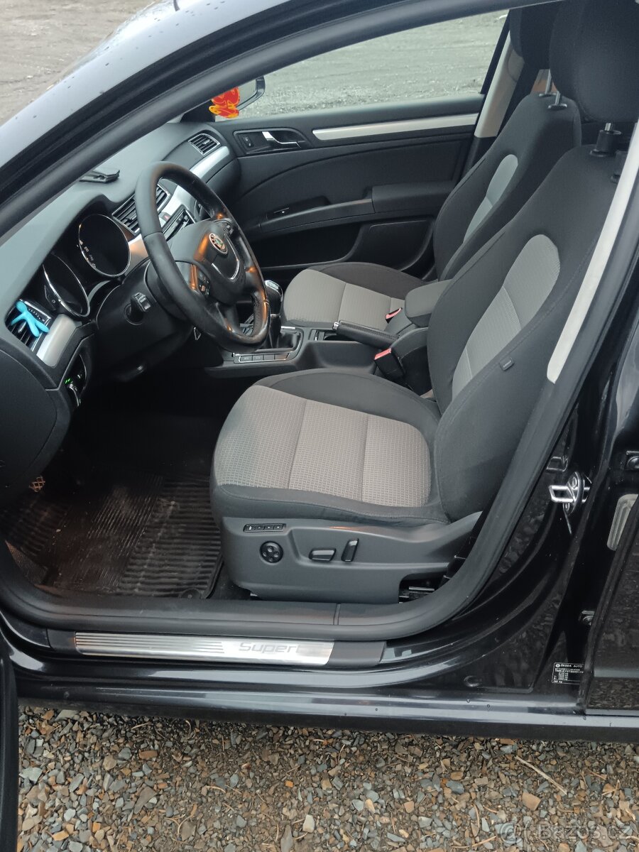 Prodám Škoda Superb II Kombi - 6