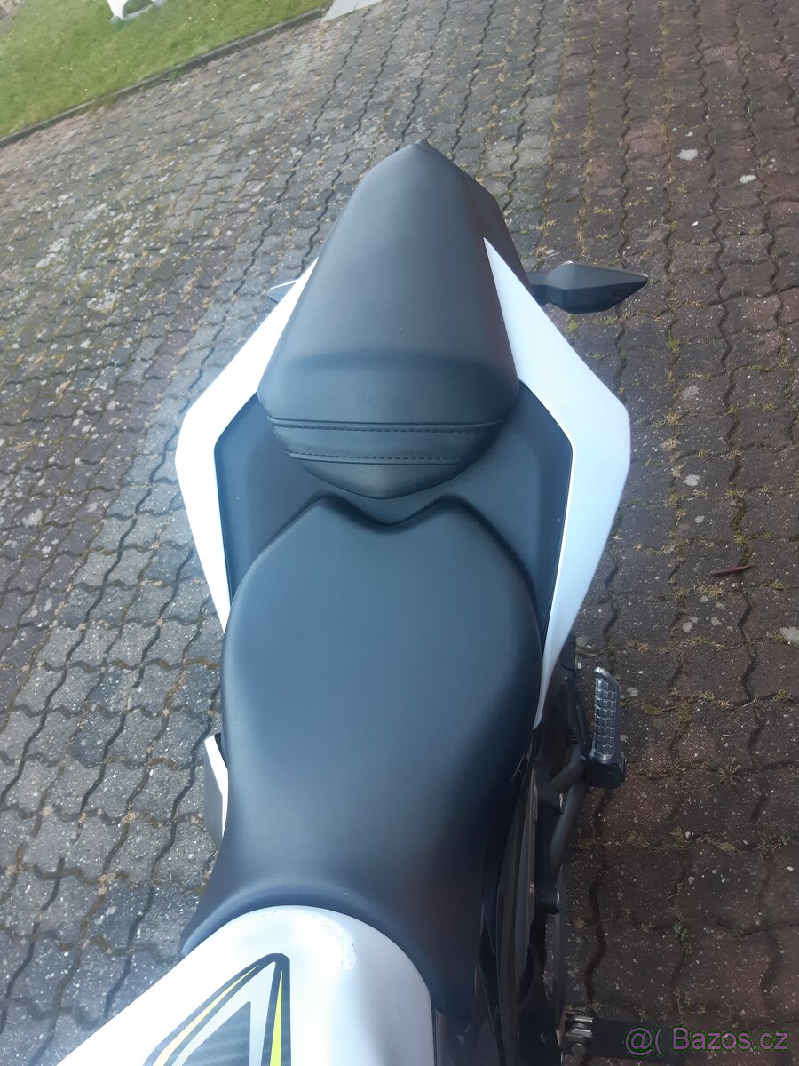 Kawasaki Ninja 125 - 6