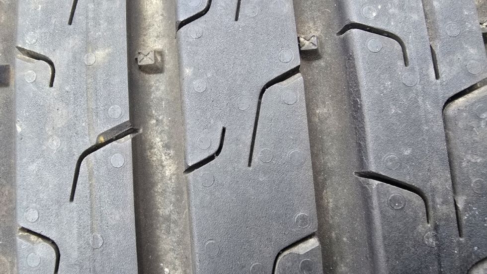 Letní pneu 215/55/17 Continental - 6