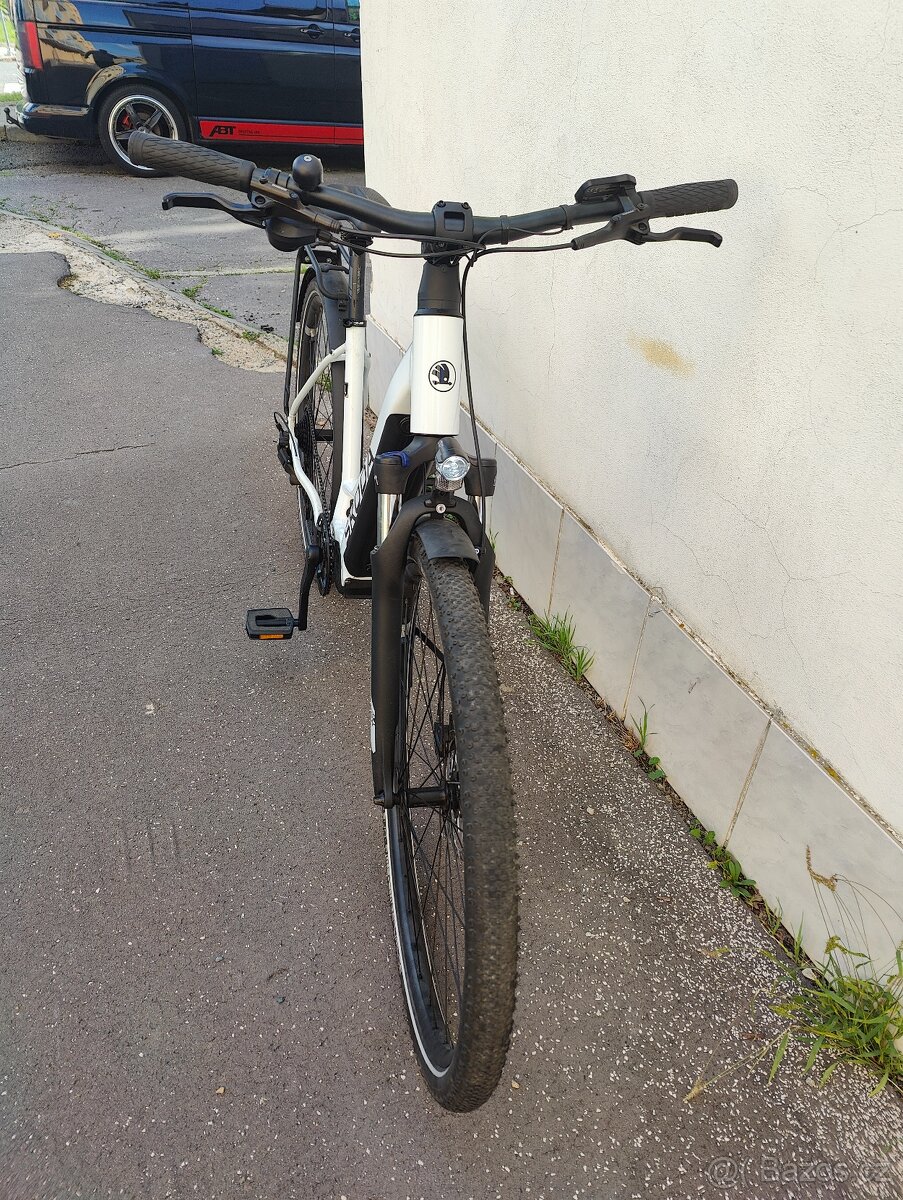 Dámské trekové kolo Škoda eCross vel:L - 6