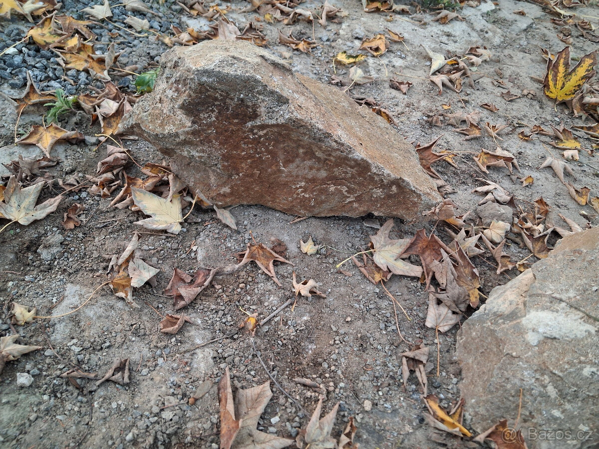 Prodám solitérní kameny do zahrady - 6