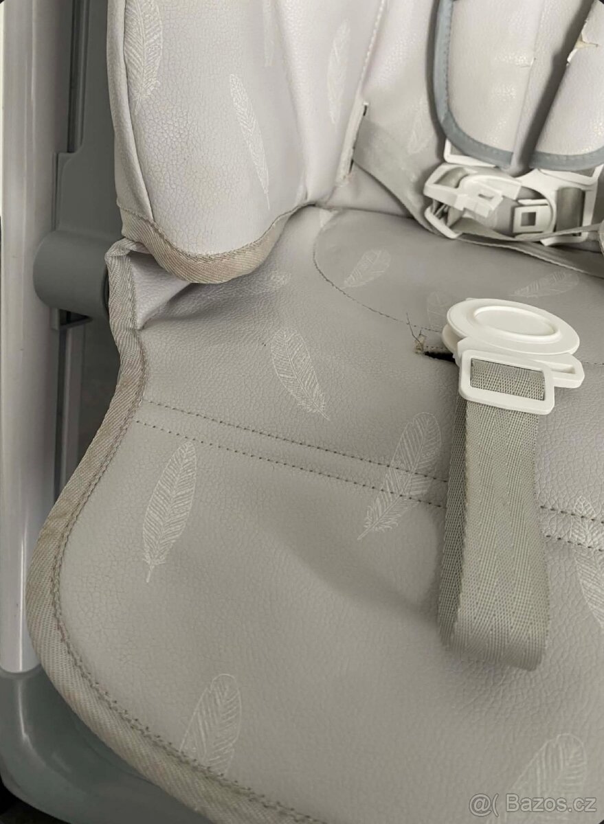 Dětská jídelní židlička Momi - 6