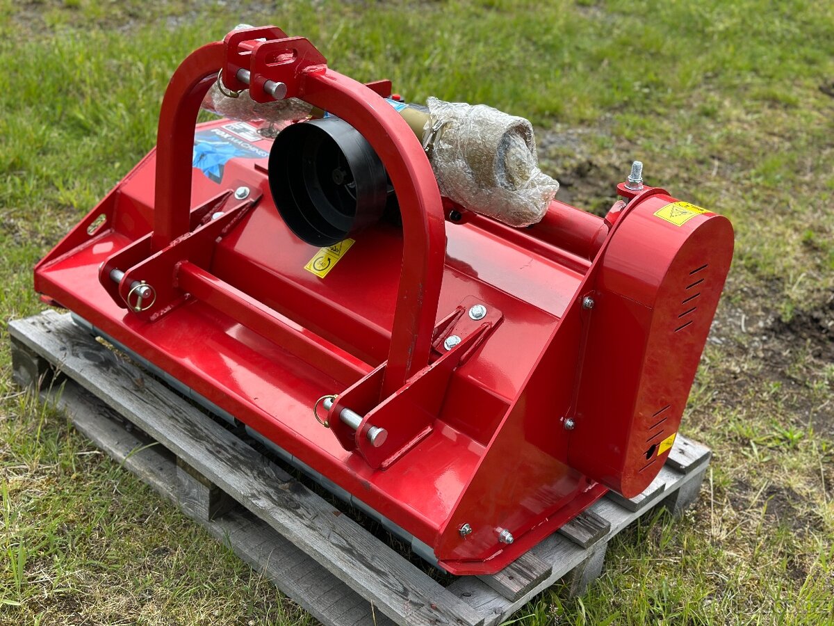 Mulčovač s otevíratelným zadním krytem - 6