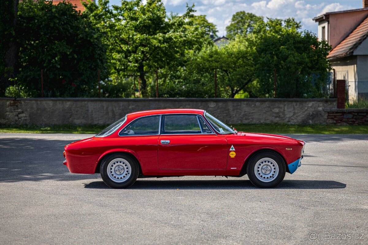 Alfa Romeo 1300 GT Junior - 1969 - 6