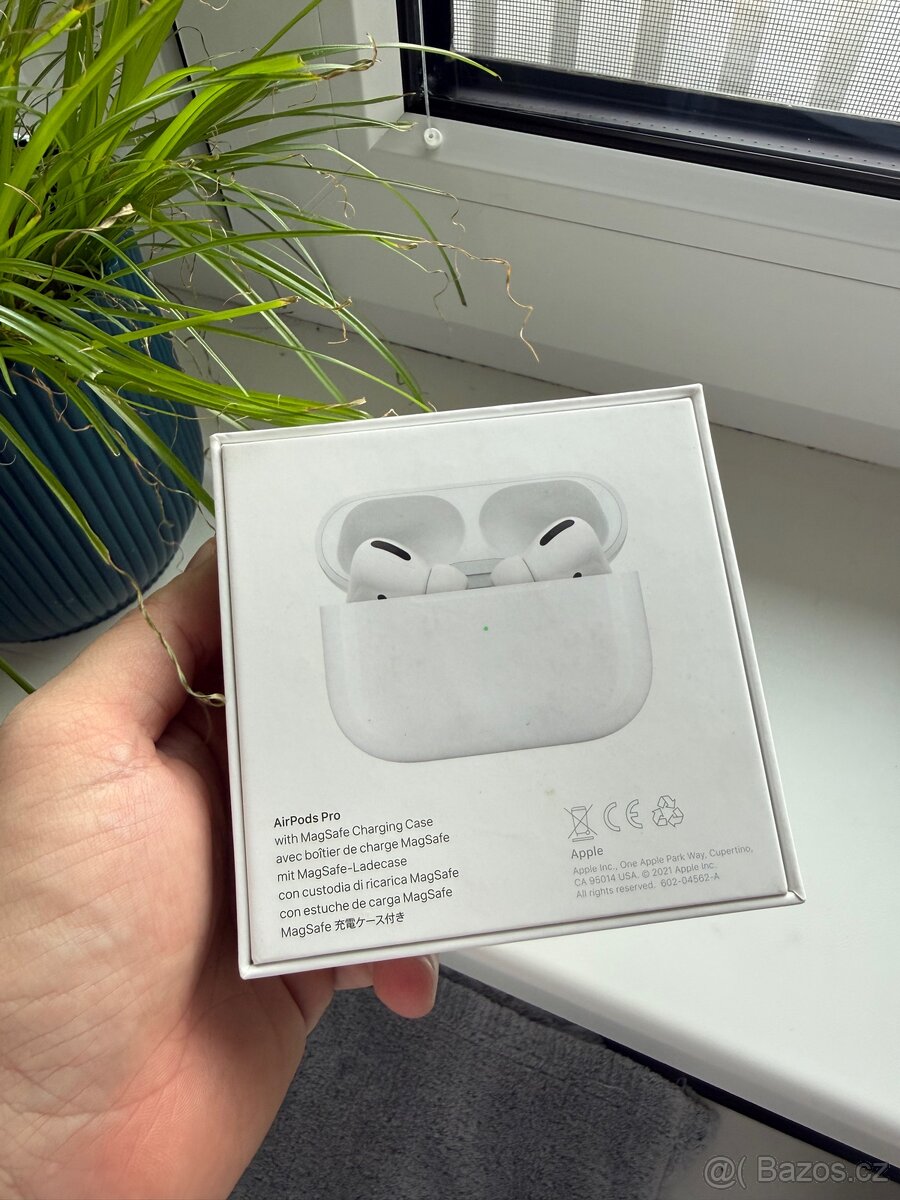Apple AirPods Pro - 6