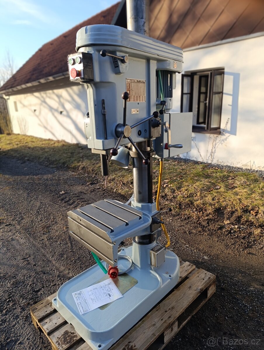 Sloupová vrtačka VS 32B - 6