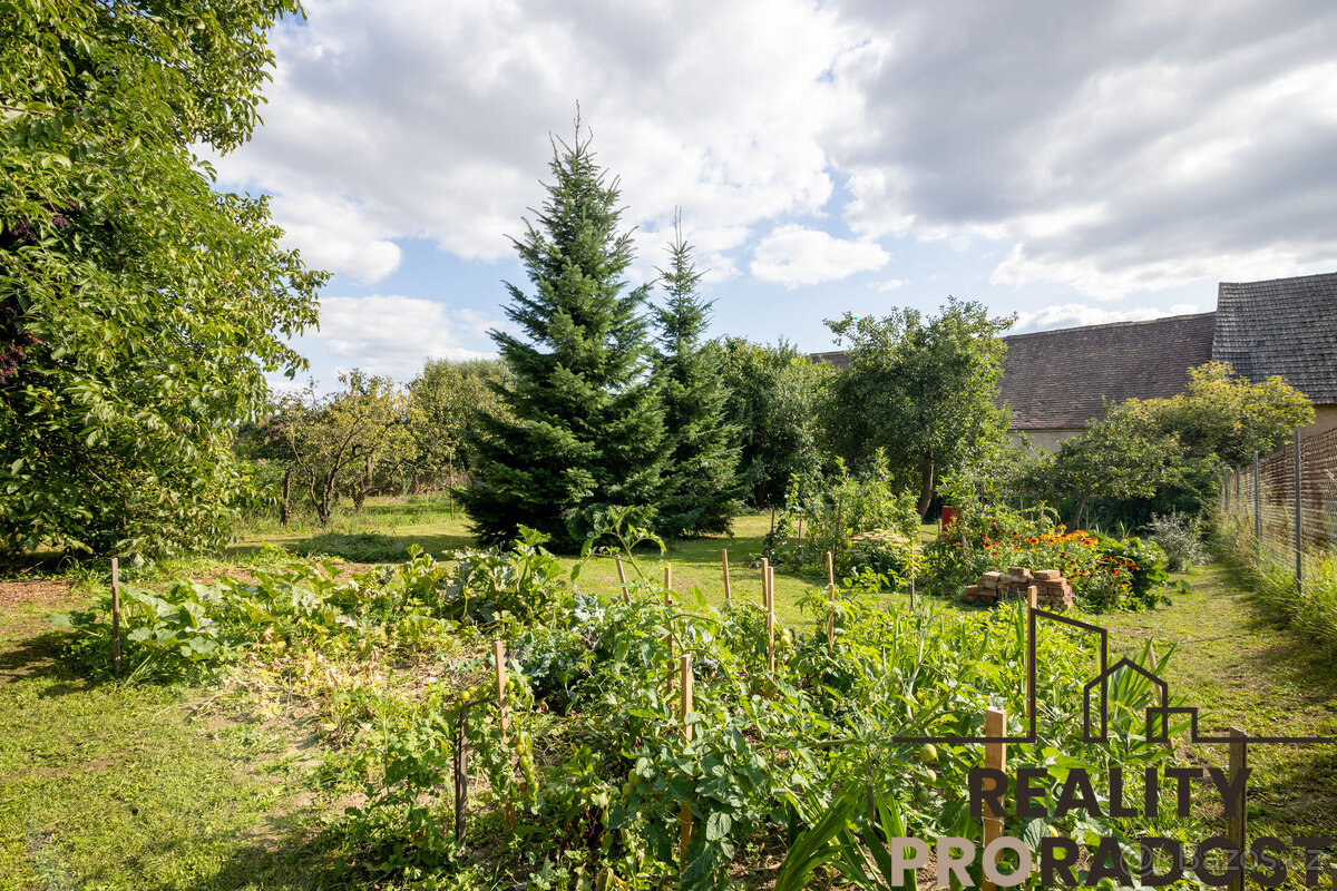 PRODEJ RODINNÉHO DOMU 2+1 V OBCI ŠTÍTARY - 6