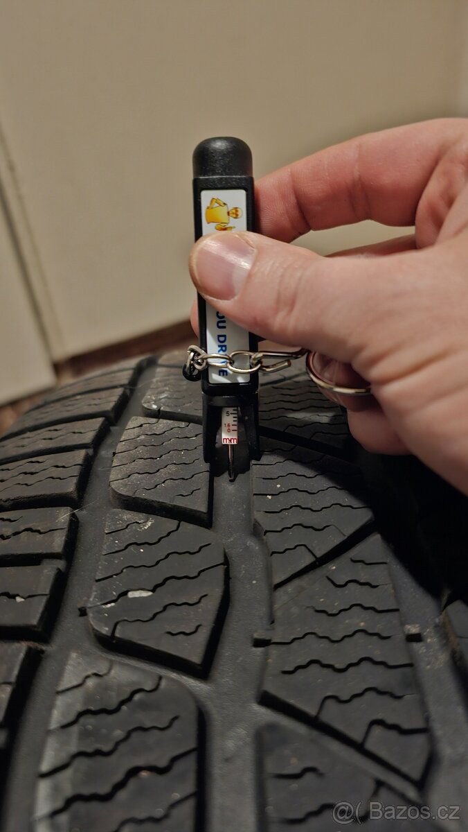 235/45 R19 Continental Zimní PRODÁNO - 6