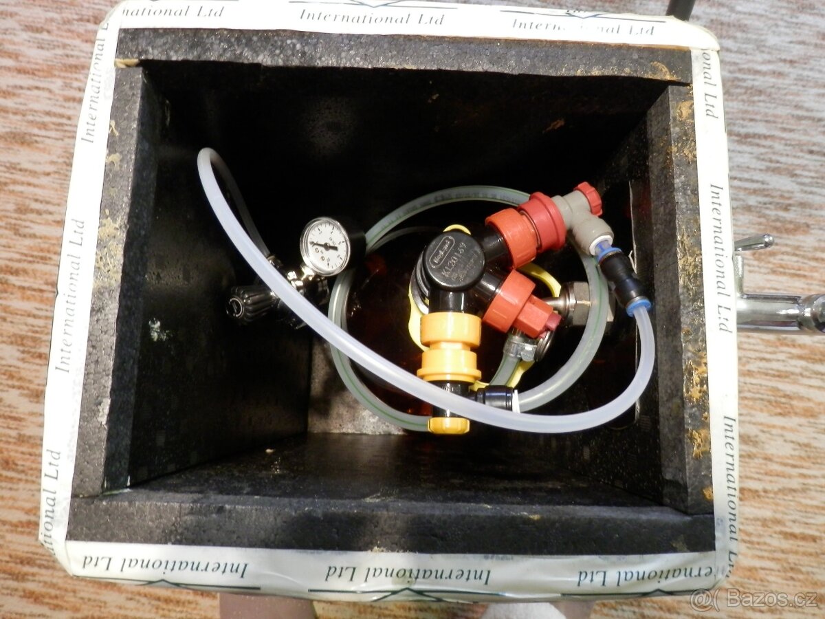 Prodám chladící výčep na pivo. - 6