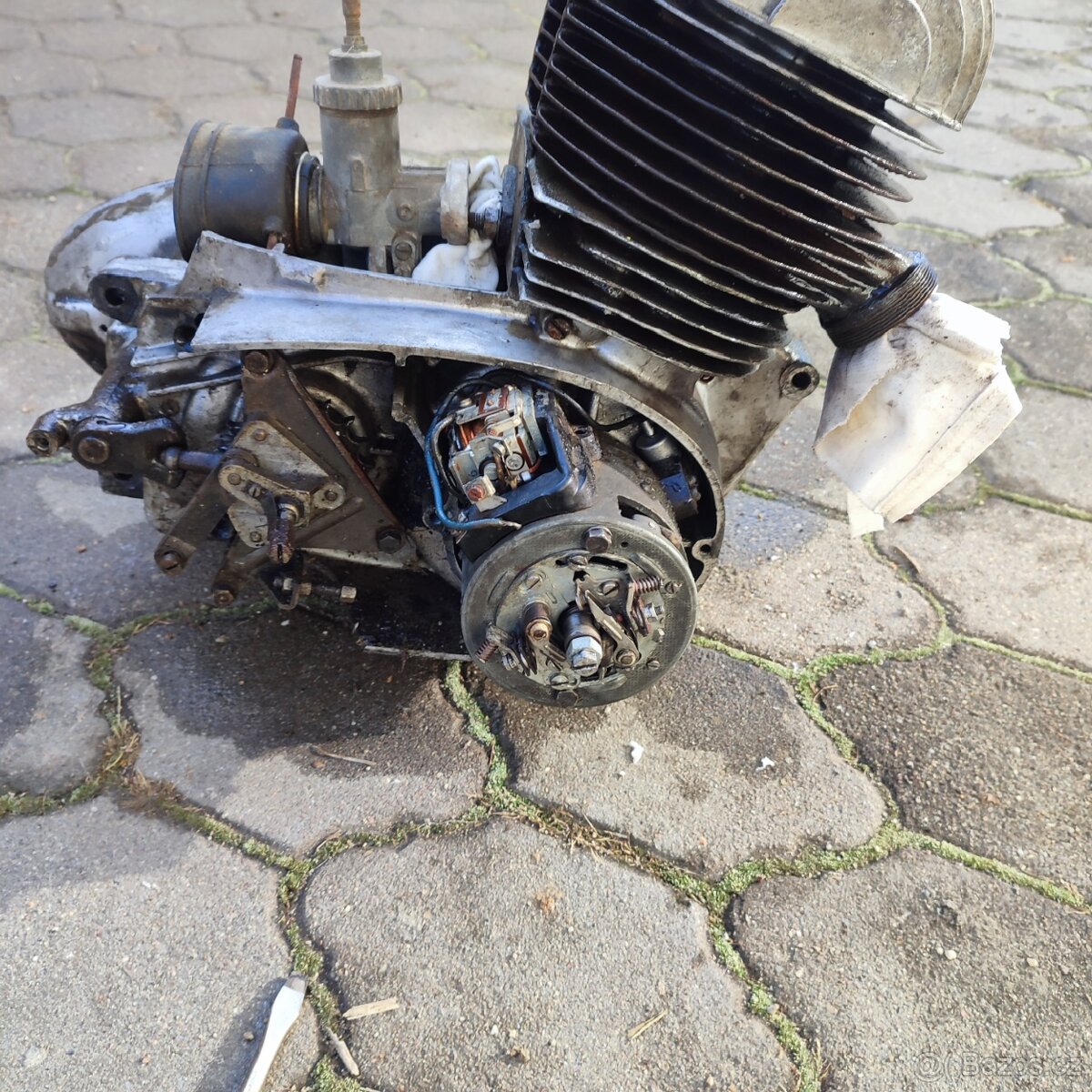 Motor Jawa 350 Kývačka - 6