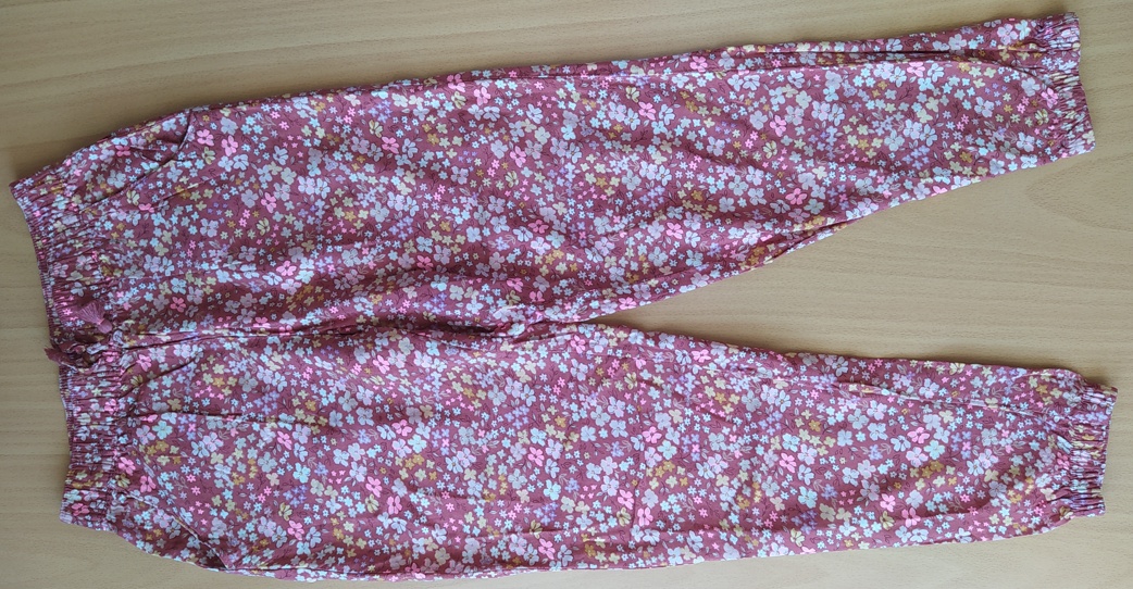 Oblečení pro holku (19 ks) - vel. 134 - 6