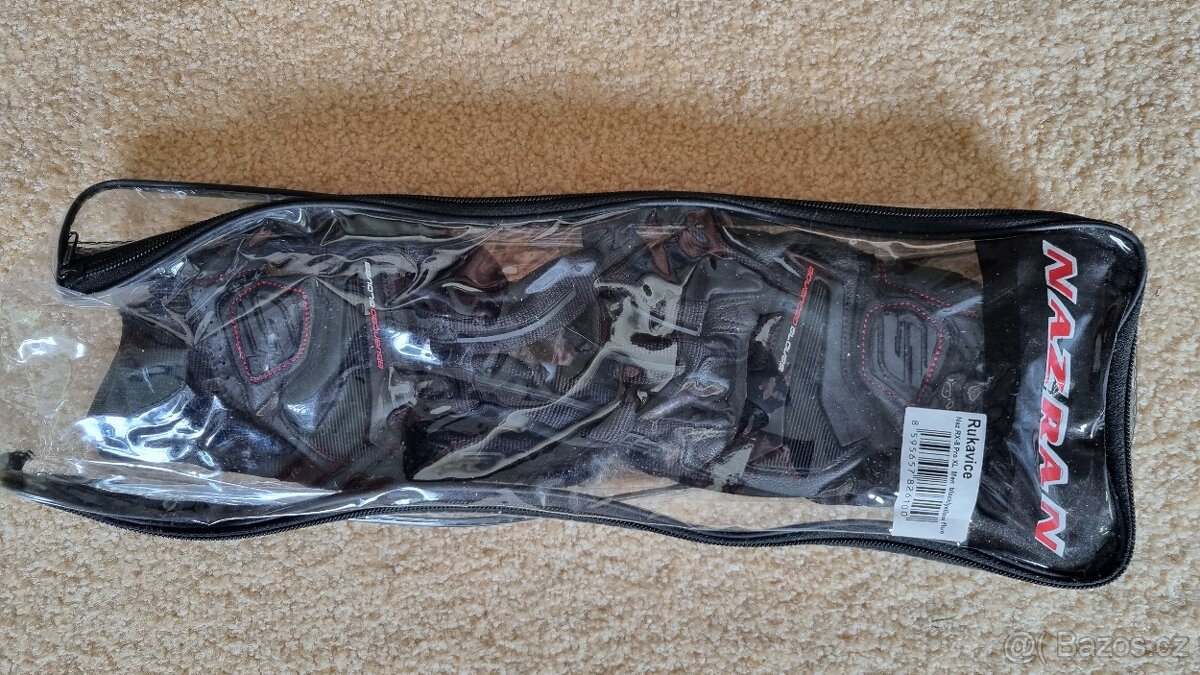 Prodám nepoužitou helmu vel.XS nove rukavice. - 6