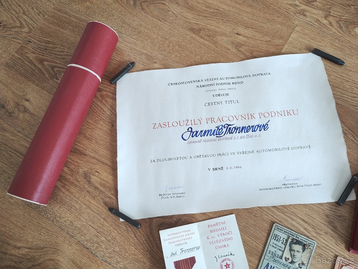 RETRO košile ČSAD s visačkami a odznaky-nález z půdy - 6