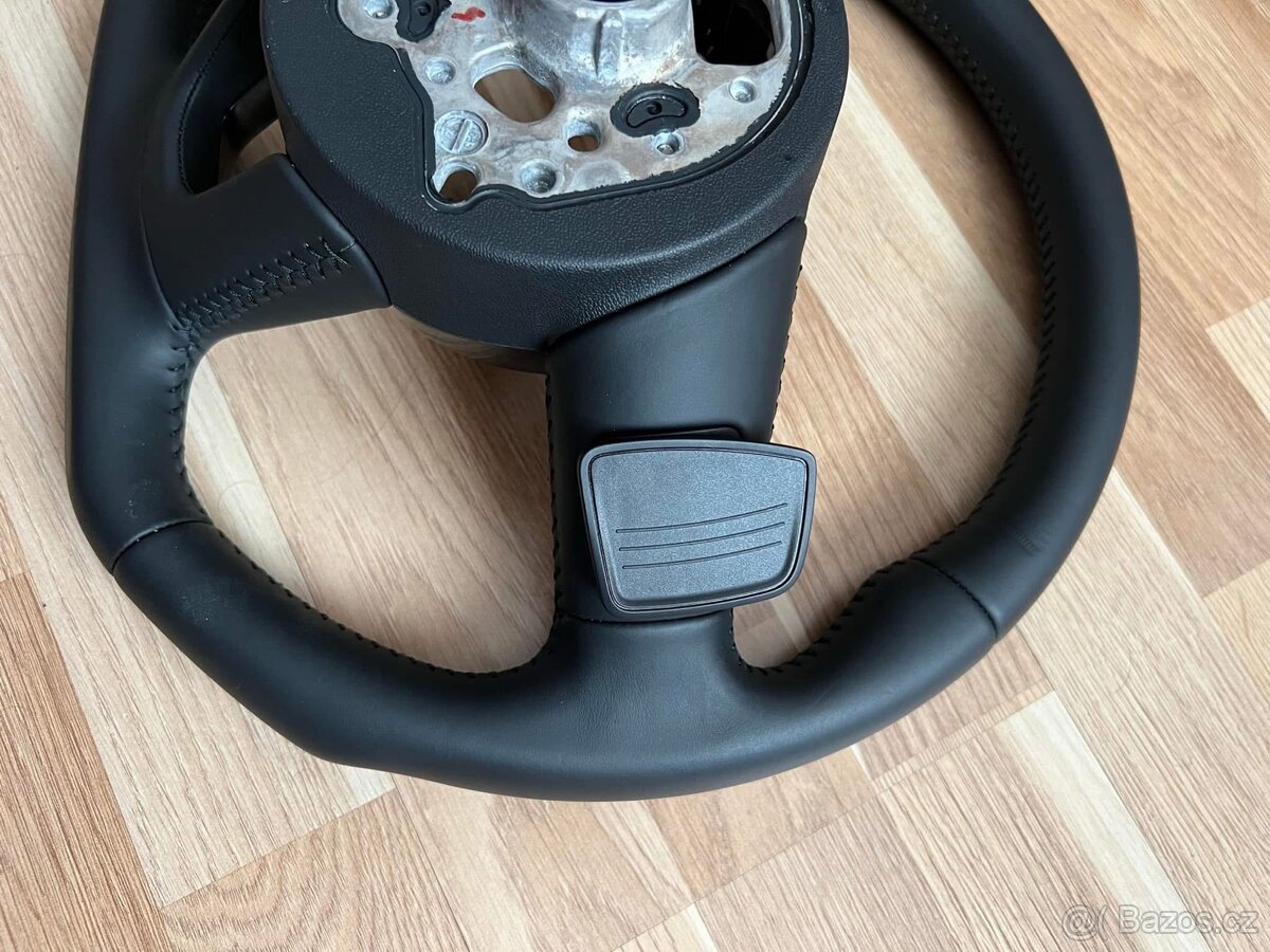 Zkoseny volant audi - 6