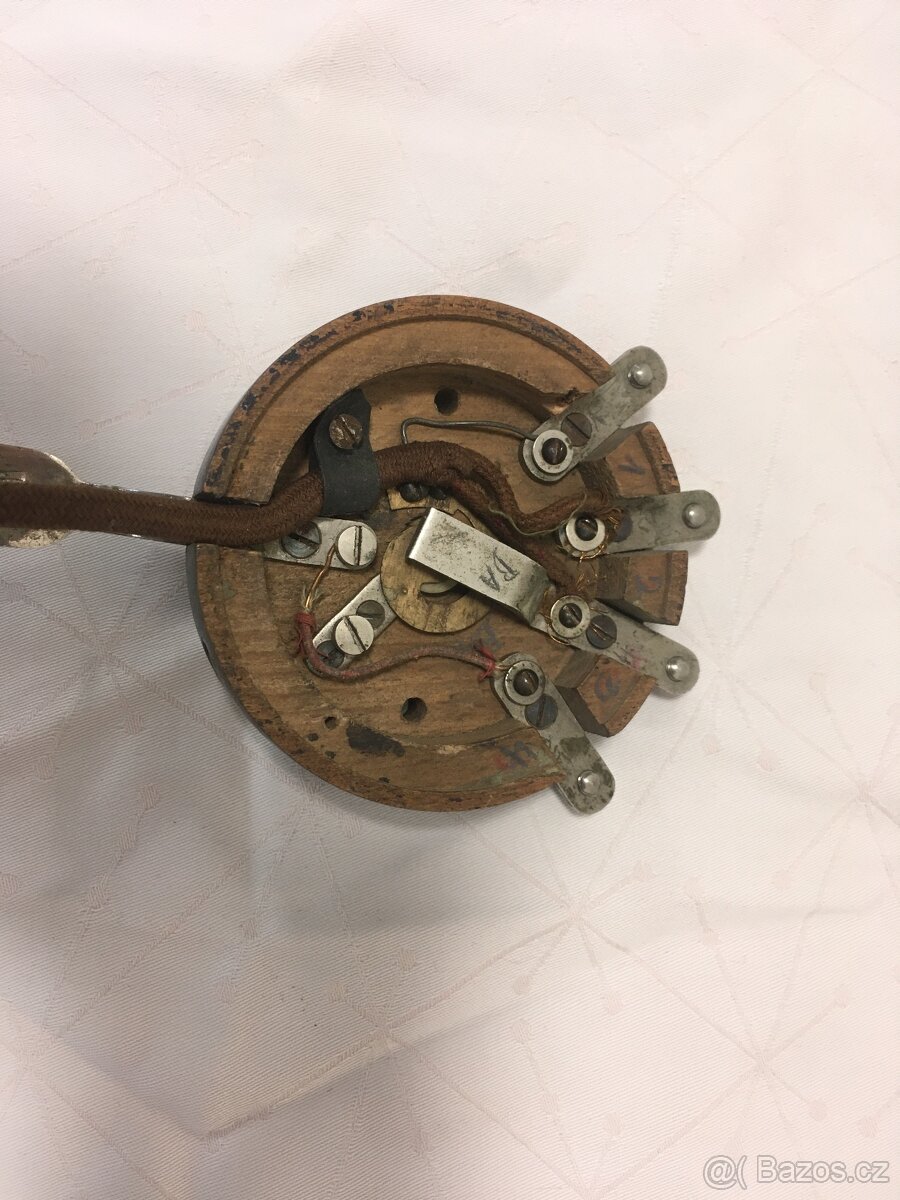 Malý nástěnný domovní telefon - 6