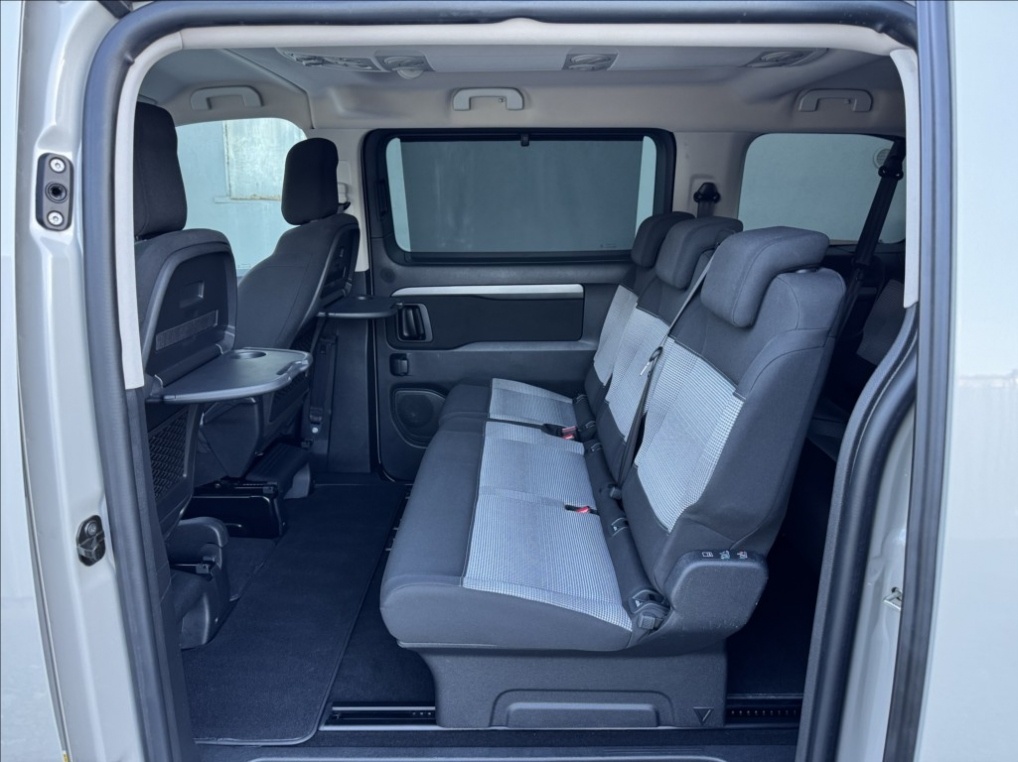 Prodám Citroën SpaceTourer 2,0 BlueHDi,8míst,DPH,1.maj,ČR - 6