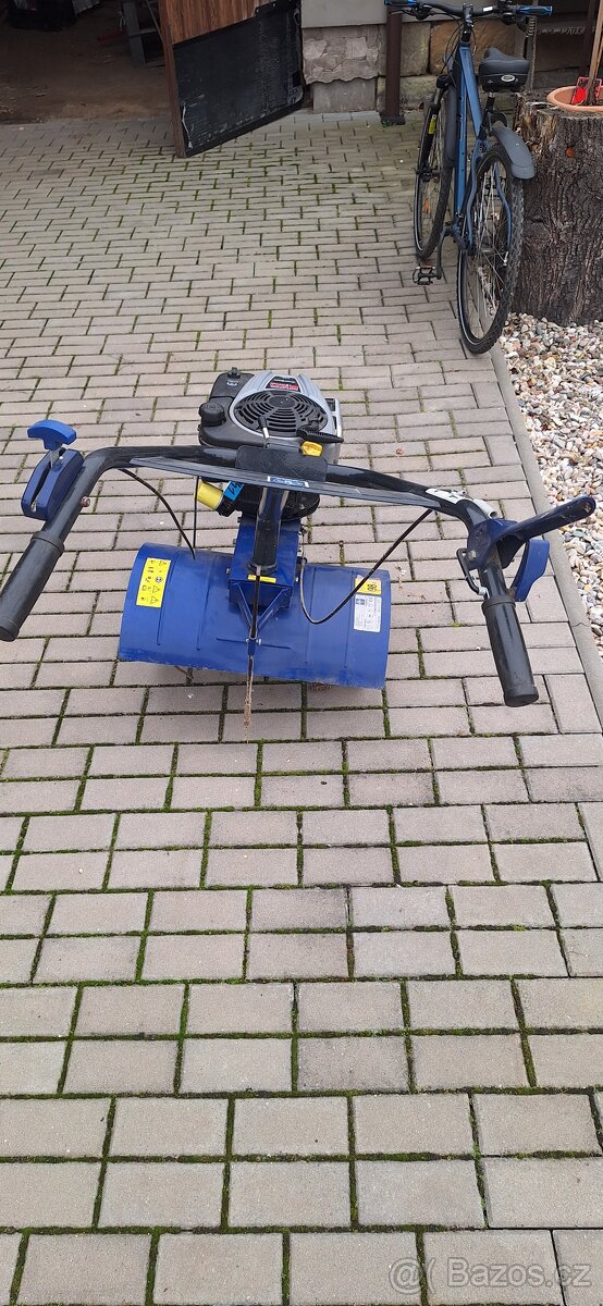Motorový kultivátor (benzínový) - 6