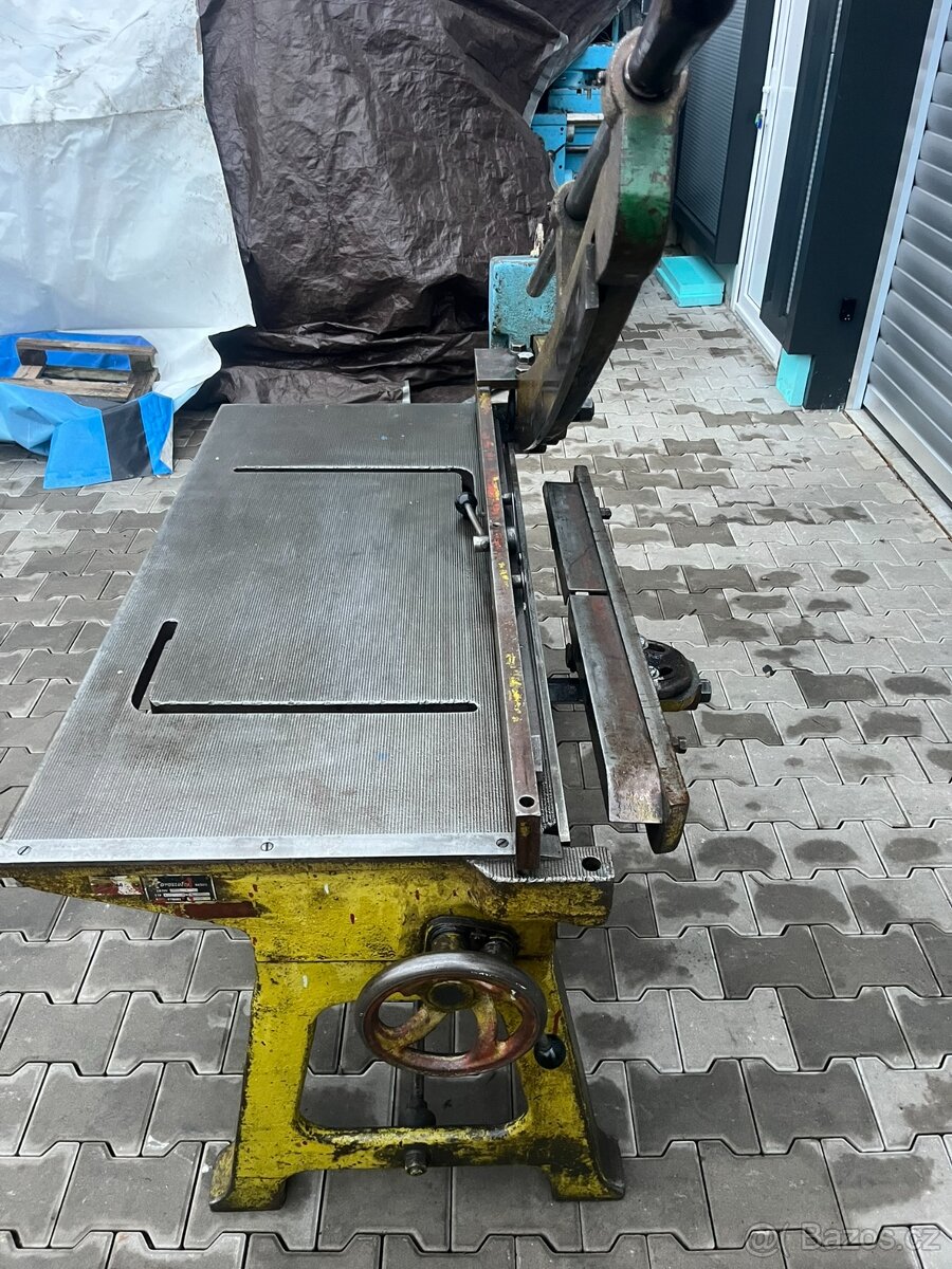 Nůžky tabulové 1000/2 - 6