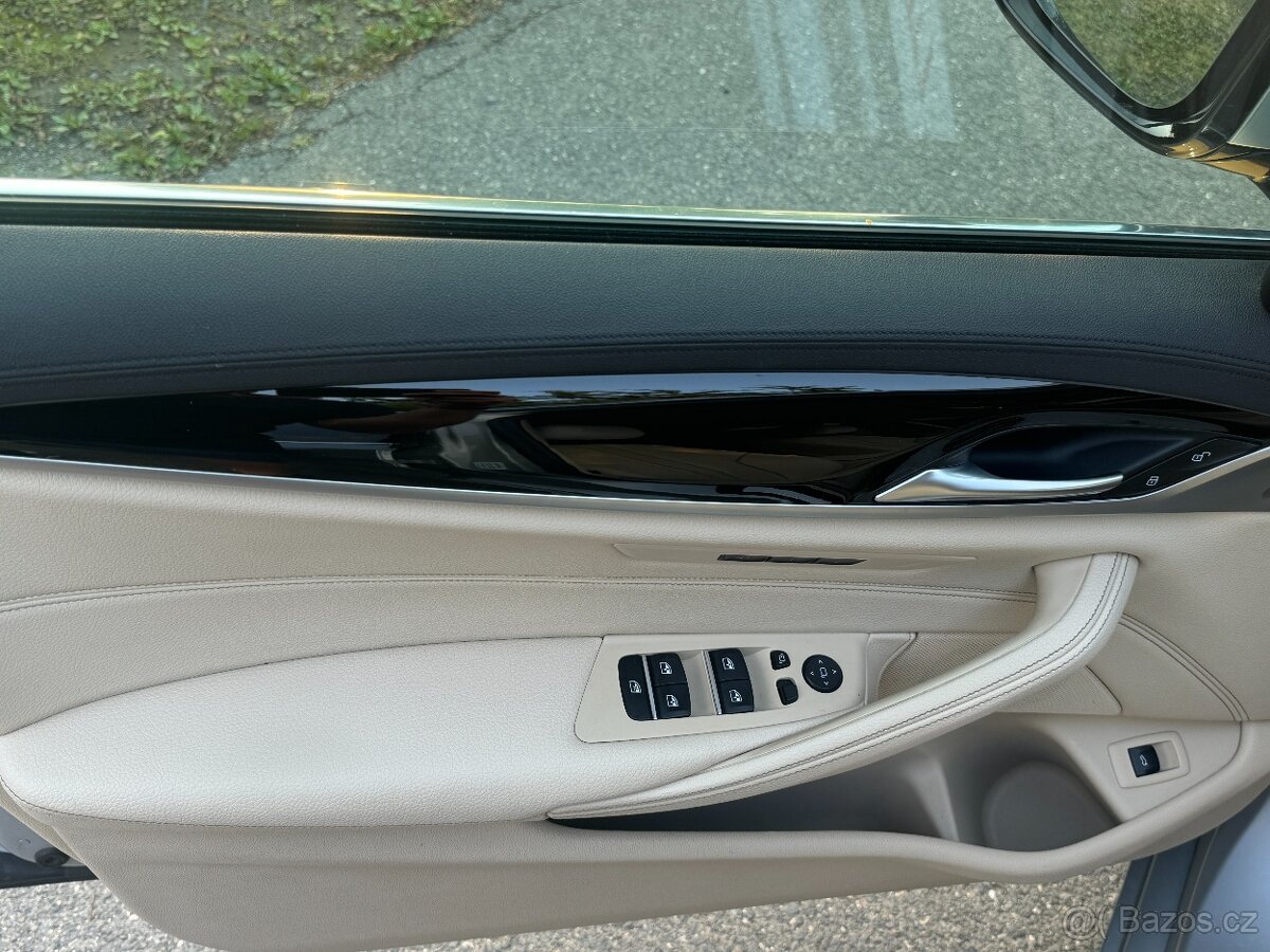 BMW 530XDrive Touring G31 - 6